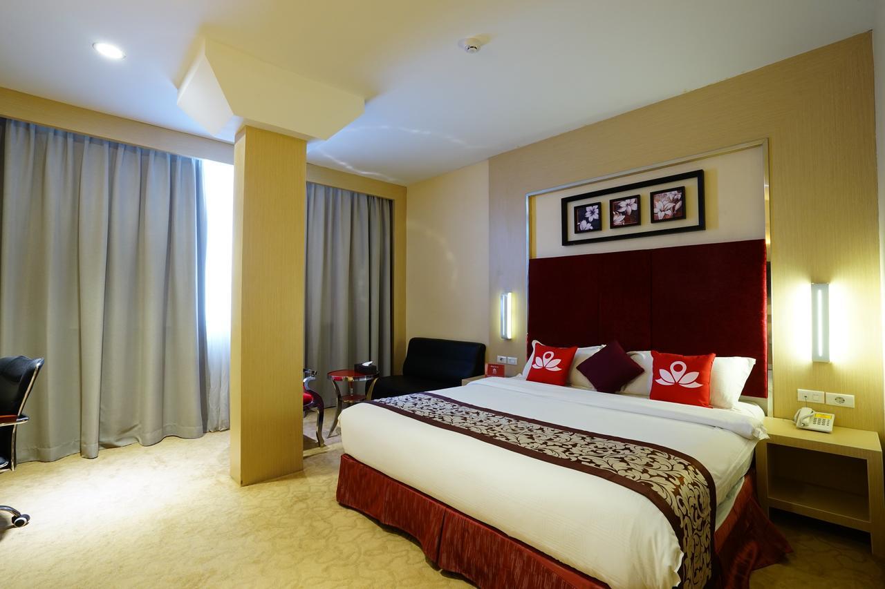 เซน รูมส์ เนียร์ บีซีเอส มอลล์ เปนูอิน Hotel Batam ภายนอก รูปภาพ