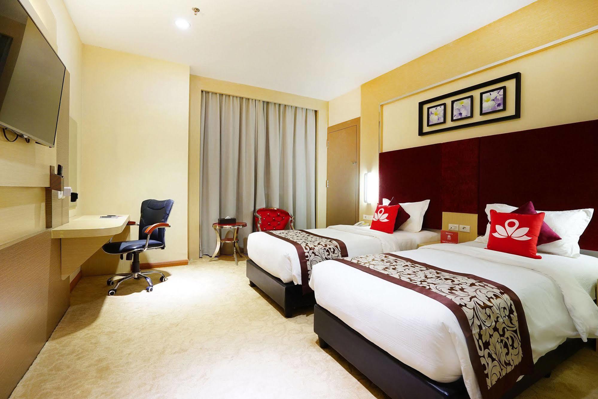 เซน รูมส์ เนียร์ บีซีเอส มอลล์ เปนูอิน Hotel Batam ภายนอก รูปภาพ
