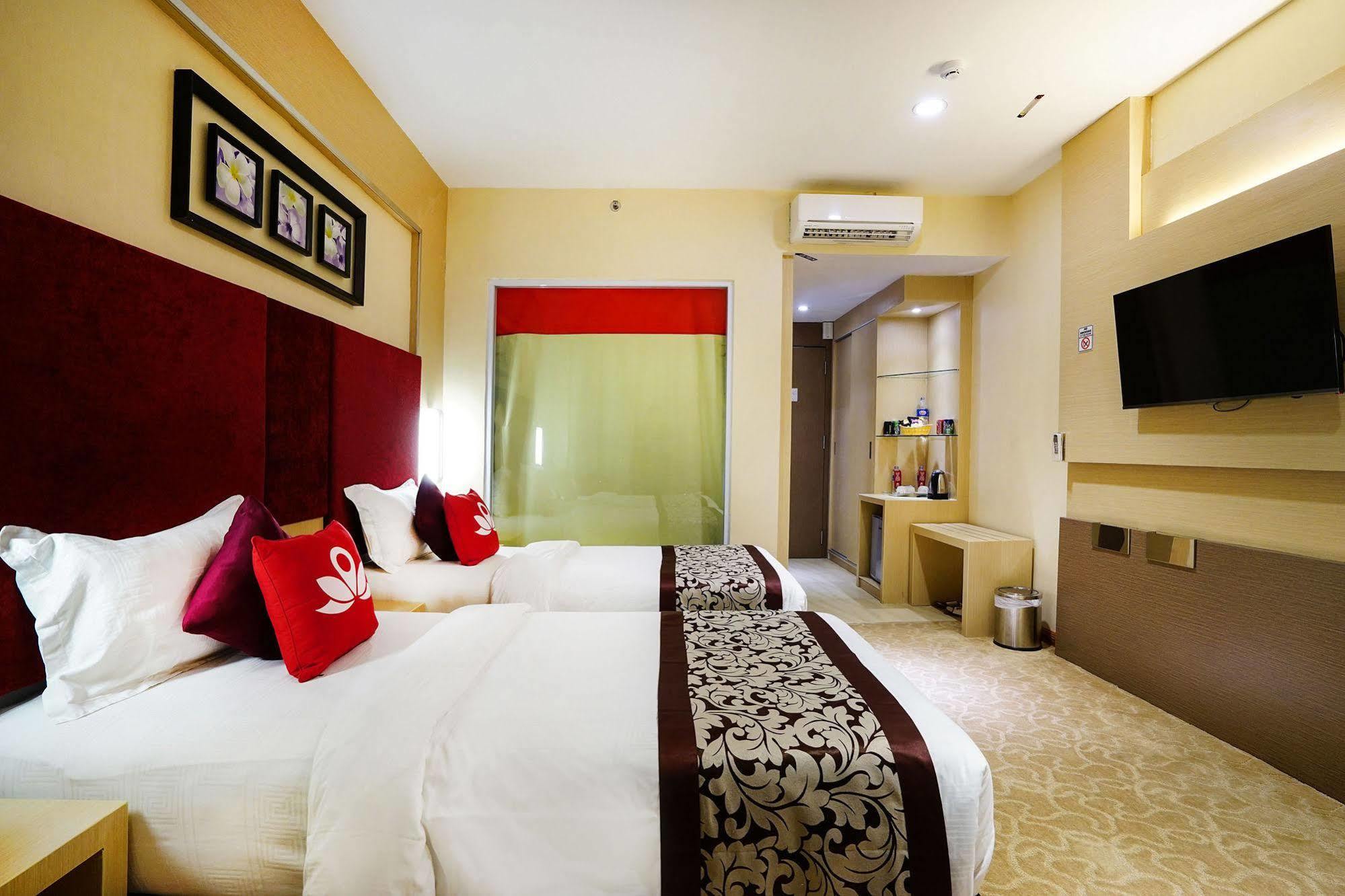 เซน รูมส์ เนียร์ บีซีเอส มอลล์ เปนูอิน Hotel Batam ภายนอก รูปภาพ