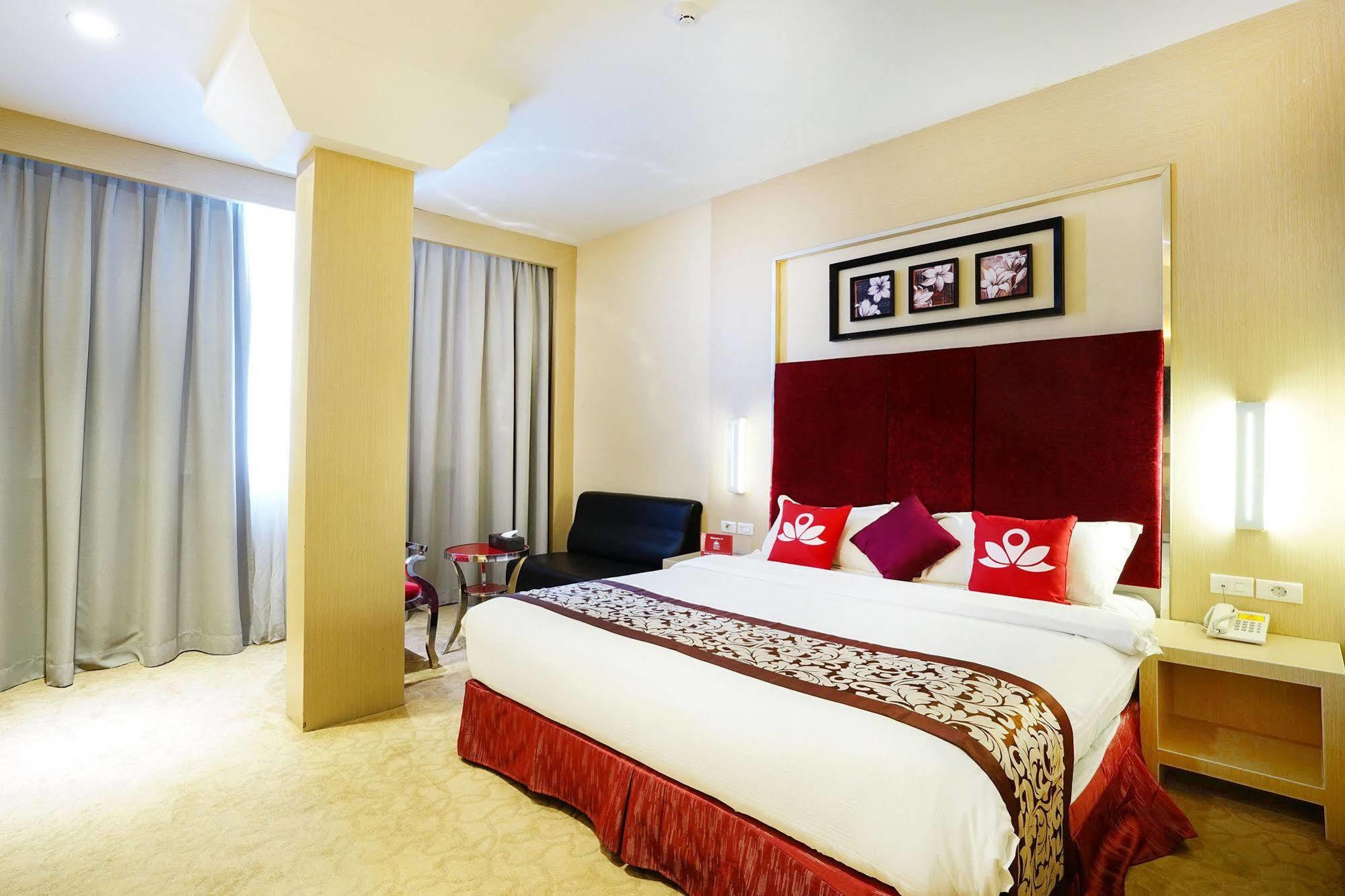 เซน รูมส์ เนียร์ บีซีเอส มอลล์ เปนูอิน Hotel Batam ภายนอก รูปภาพ